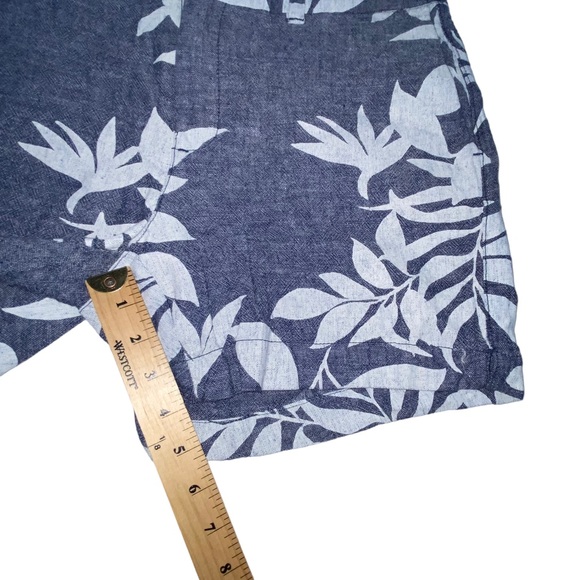 Old Navy Linen Blend Everyday Tropical Chambray Blue Leaf Shorts - Women’s 8 - Picture 7 of 12